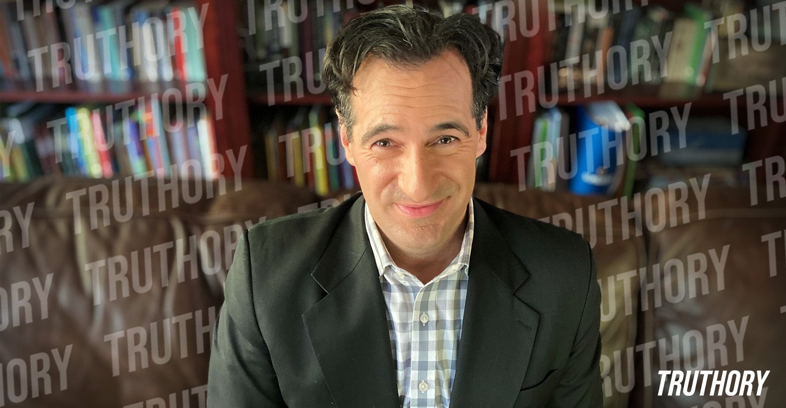 Carl Azuz Age