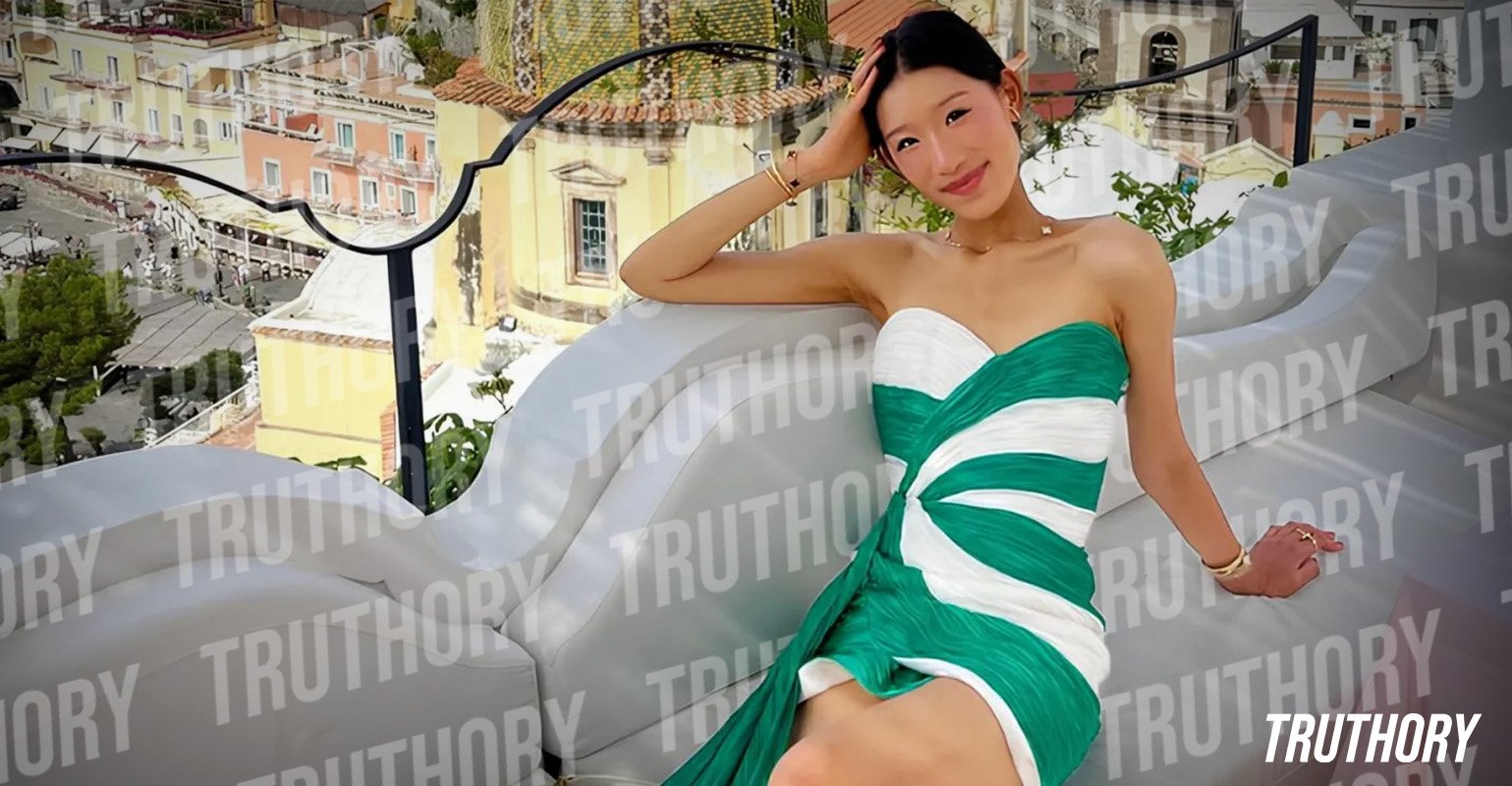becca bloom net worth